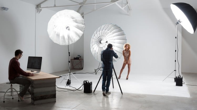 آموزش عکاسی پرتره: با شادی به اشتراک بگذارید!
