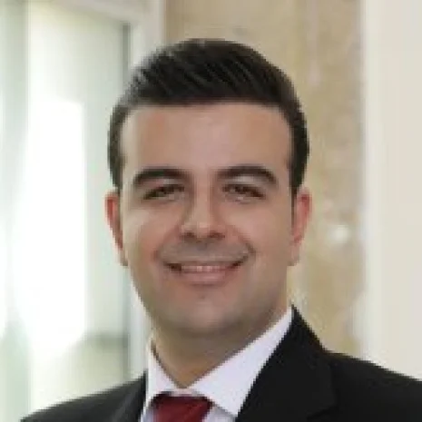 Dr. Reza Shahin