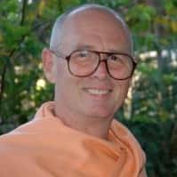 Swami Jnaneshvara Bharati